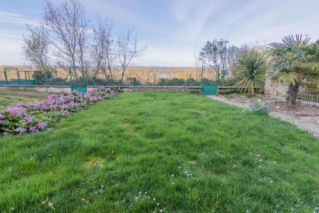 Maison Chaleureuse-Grand Jardin-Proche Saumur Parnay Ngoại thất bức ảnh